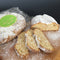 Mandelstollen ohne Rosinen (aufgeschnitten)
