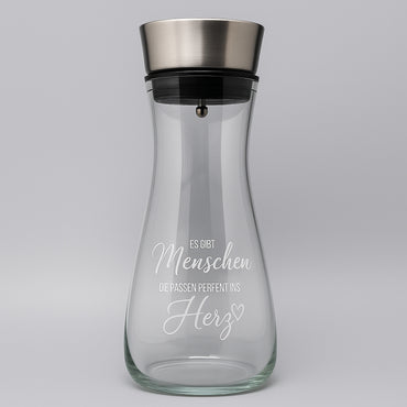 Personalisierte Glas-Wasserkaraffe mit Edelstahl-Deckel und Gravur